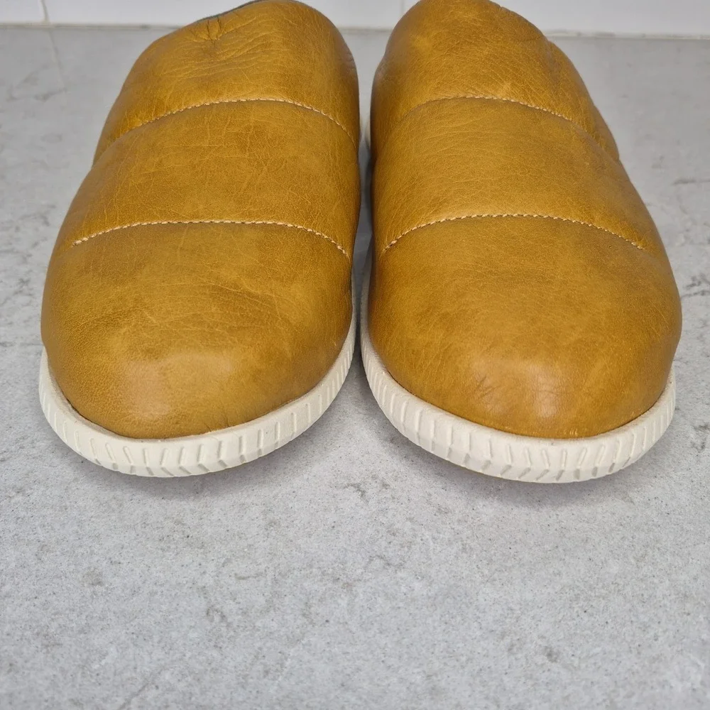 OluKai Mua 'Ili Slippers Men's 10 Leather Shearling Lined Mule Slip On Shoes‎